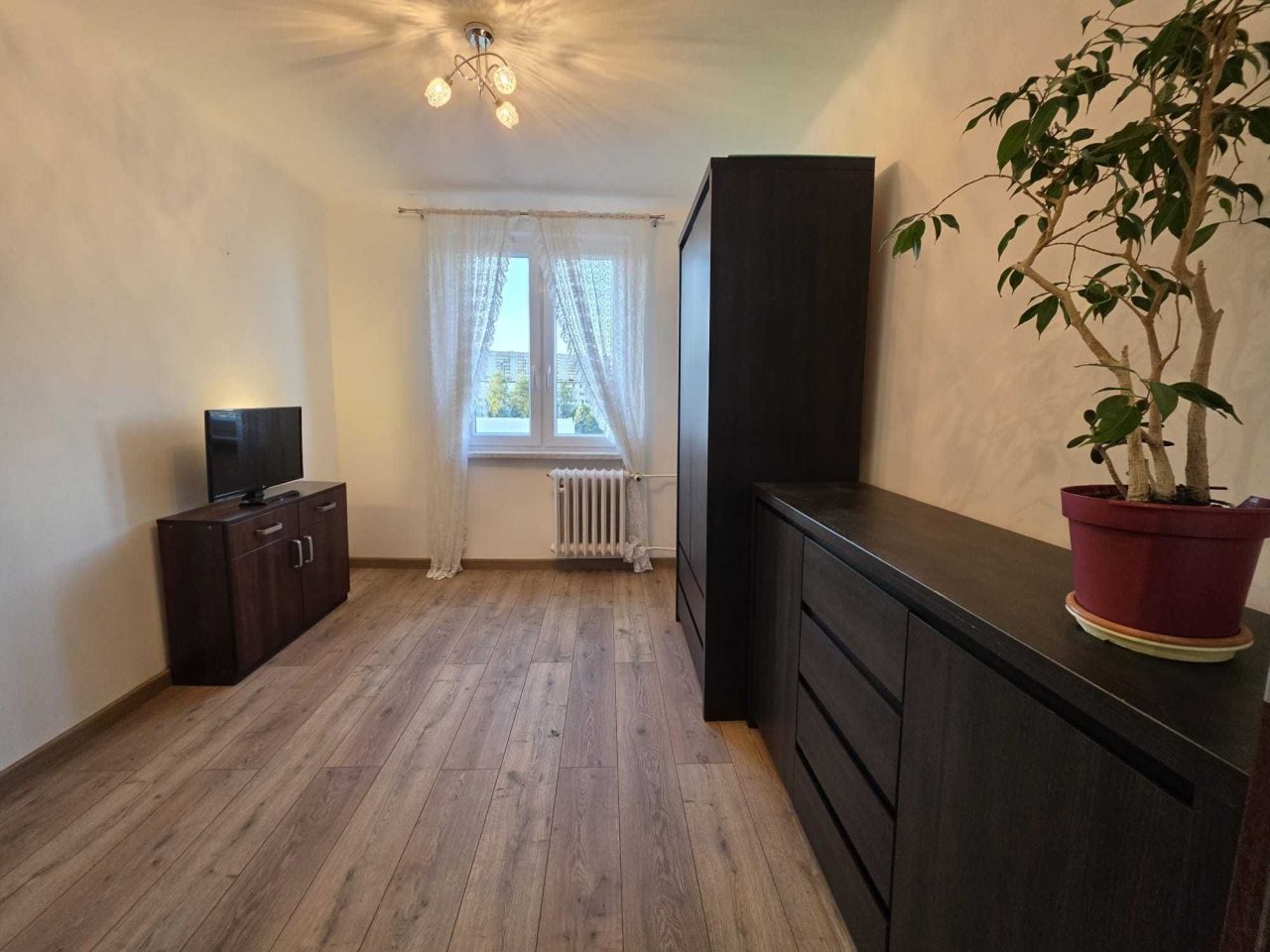 Mieszkanie 3-pokojowe Tarnów, ul. Osiedle Niepodległości. Zdjęcie 1