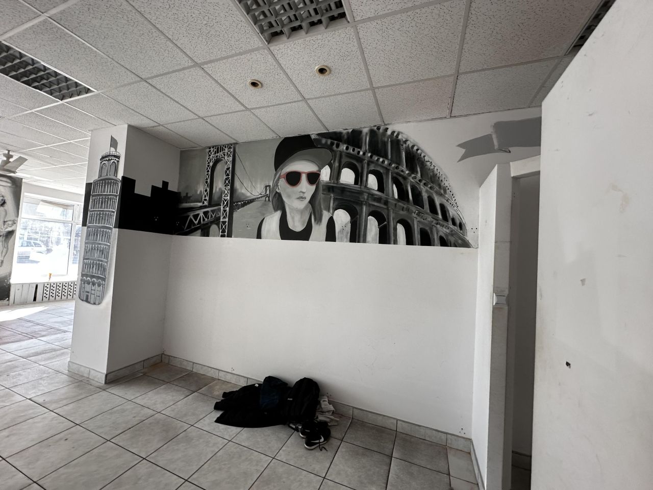 Lokal Tarnobrzeg, pl. Bartosza Głowackiego. Zdjęcie 11