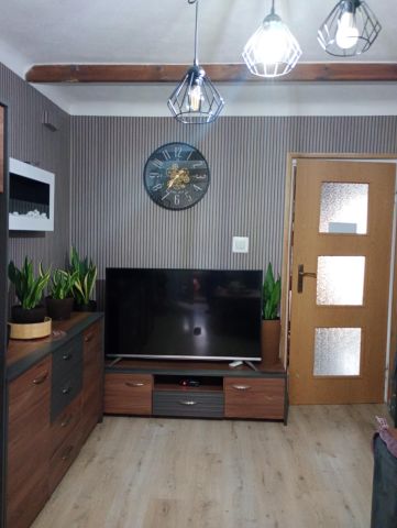 Mieszkanie 4-pokojowe Tarnogród, ul. Rynek. Zdjęcie 1