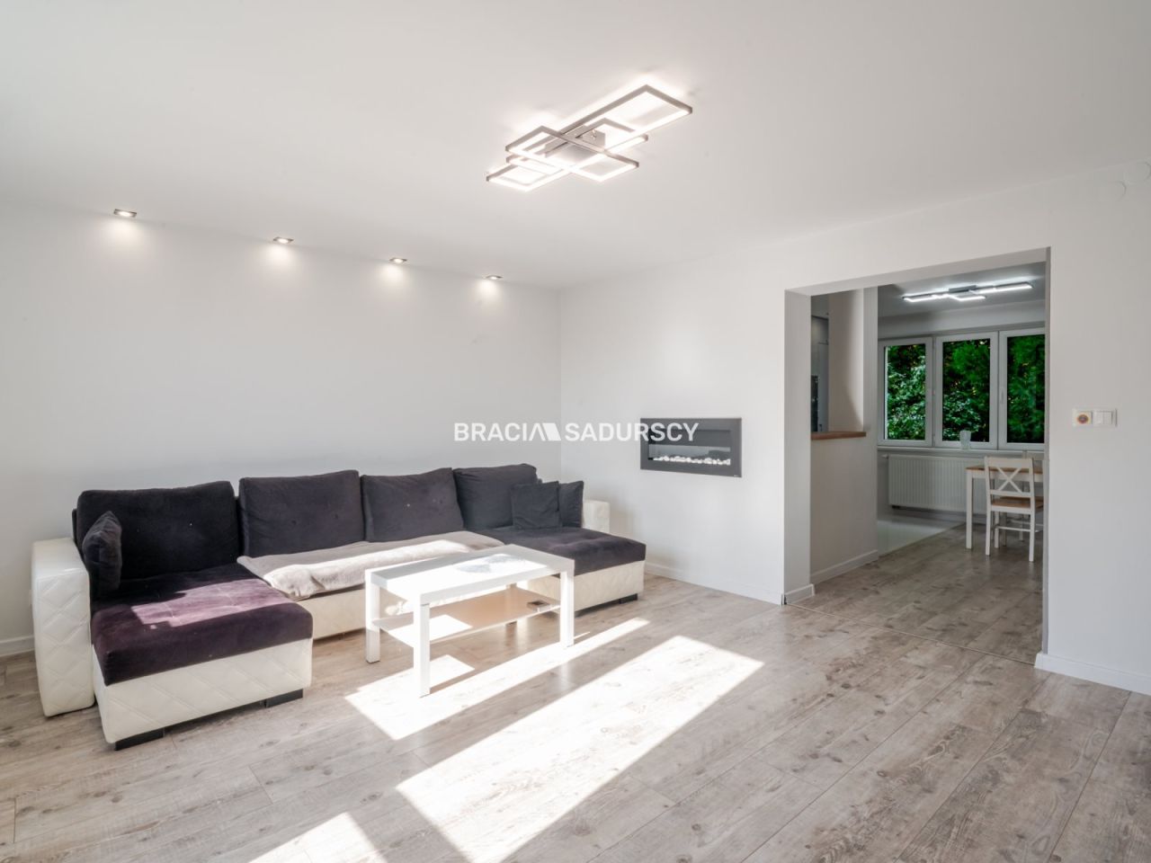 dom wolnostojący, 5 pokoi Polanka Hallera. Zdjęcie 2