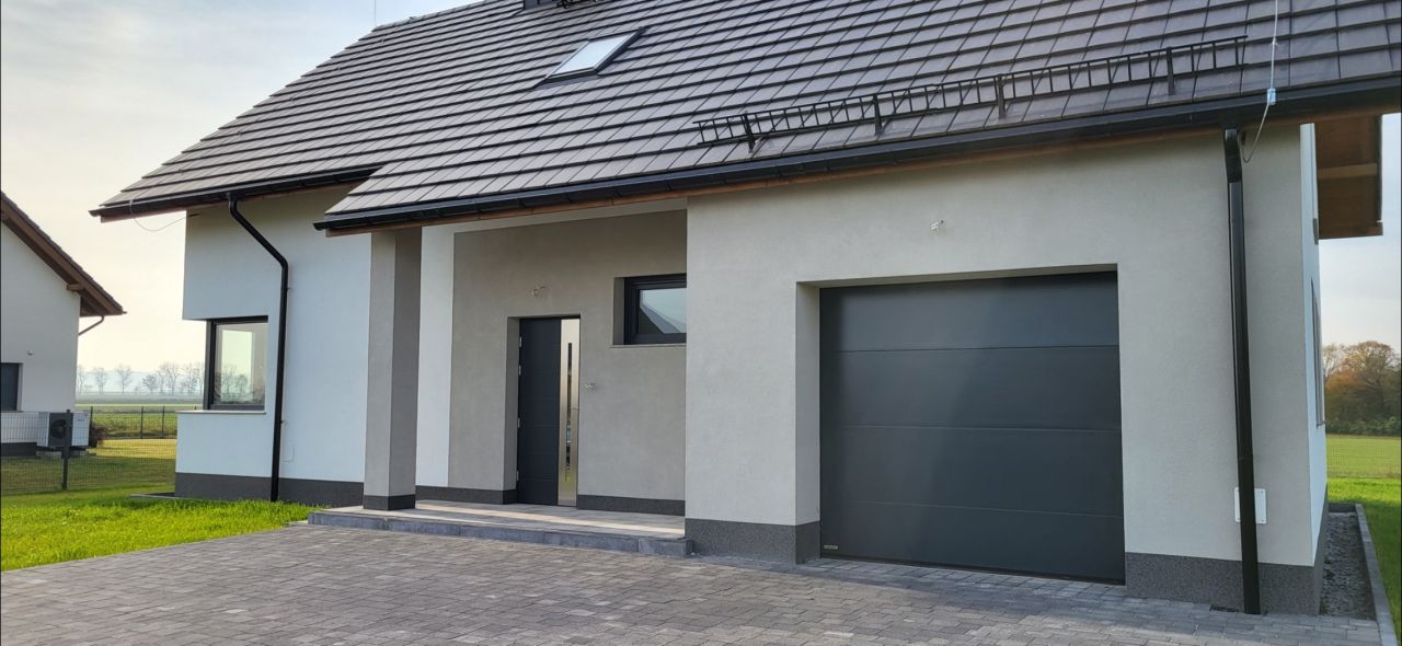 dom wolnostojący, 5 pokoi Olszany. Zdjęcie 1