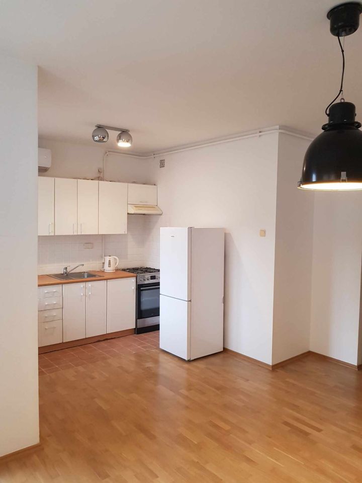Mieszkanie 1-pokojowe Warszawa Kabaty, ul. Rybałtów. Zdjęcie 1