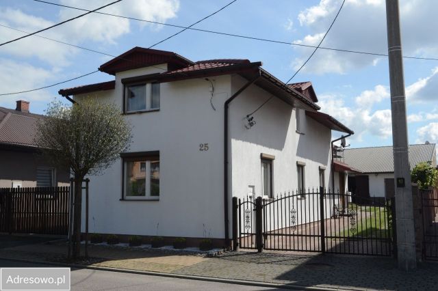 dom wolnostojący, 5 pokoi Janów Lubelski, ul. Krzywa. Zdjęcie 1