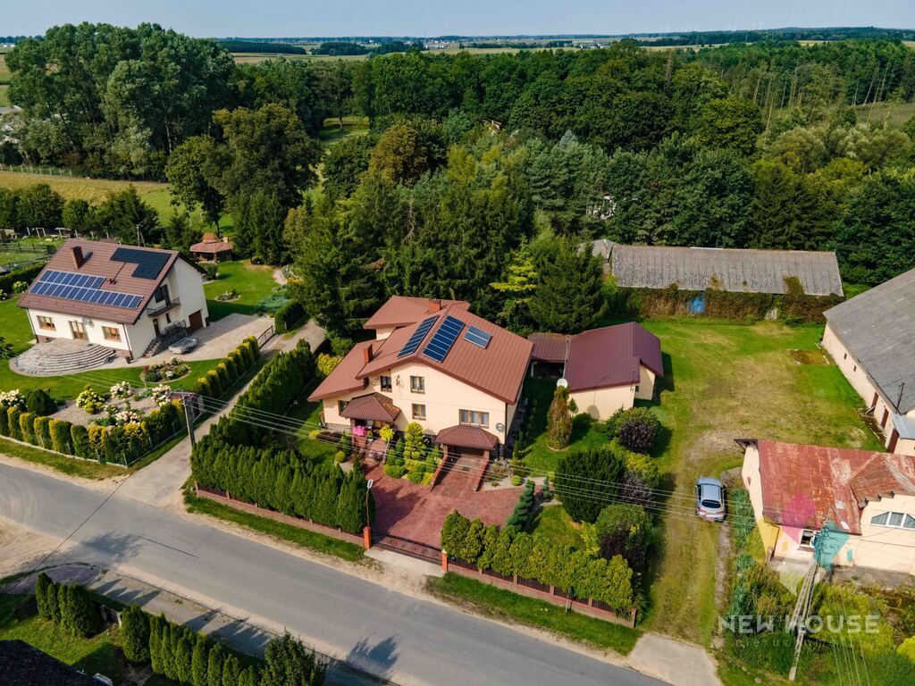 dom wolnostojący, 7 pokoi Sarnowo. Zdjęcie 4