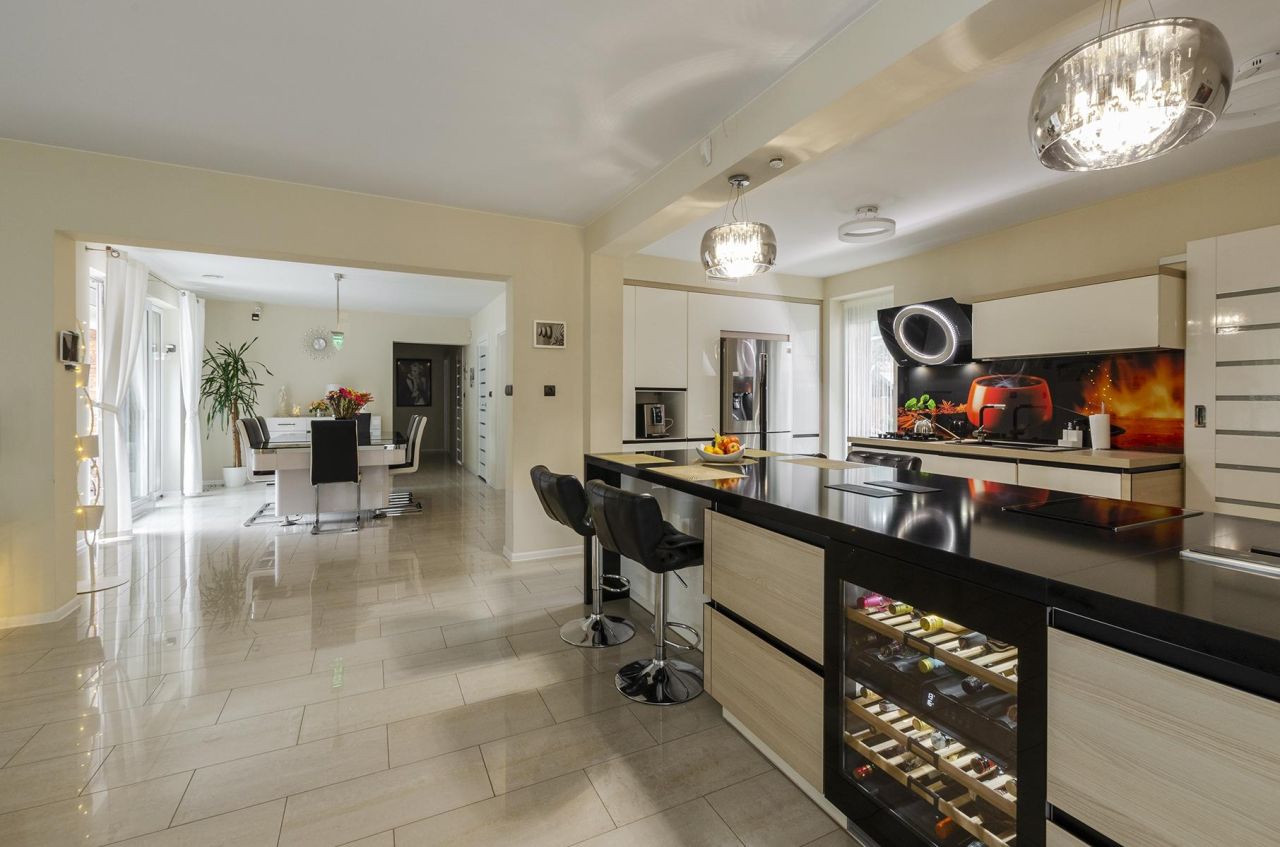 dom wolnostojący, 6 pokoi Milanówek, ul. Wielki Kąt. Zdjęcie 8