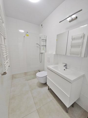 Mieszkanie 3-pokojowe Jelenia Góra Centrum, ul. Spółdzielcza. Zdjęcie 7