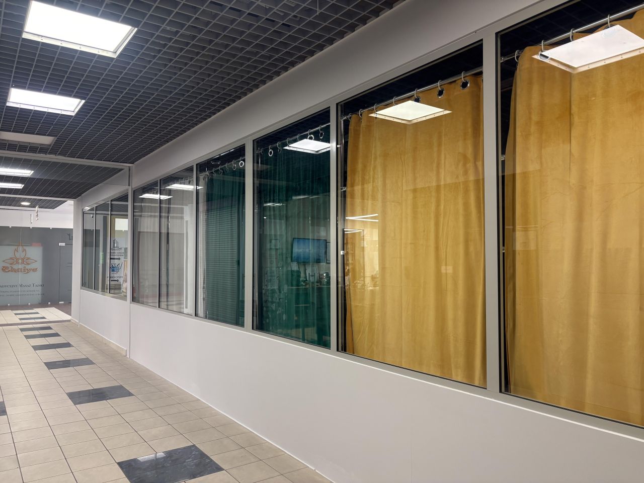 Lokal Warszawa Ursynów, al. Komisji Edukacji Narodowej. Zdjęcie 6