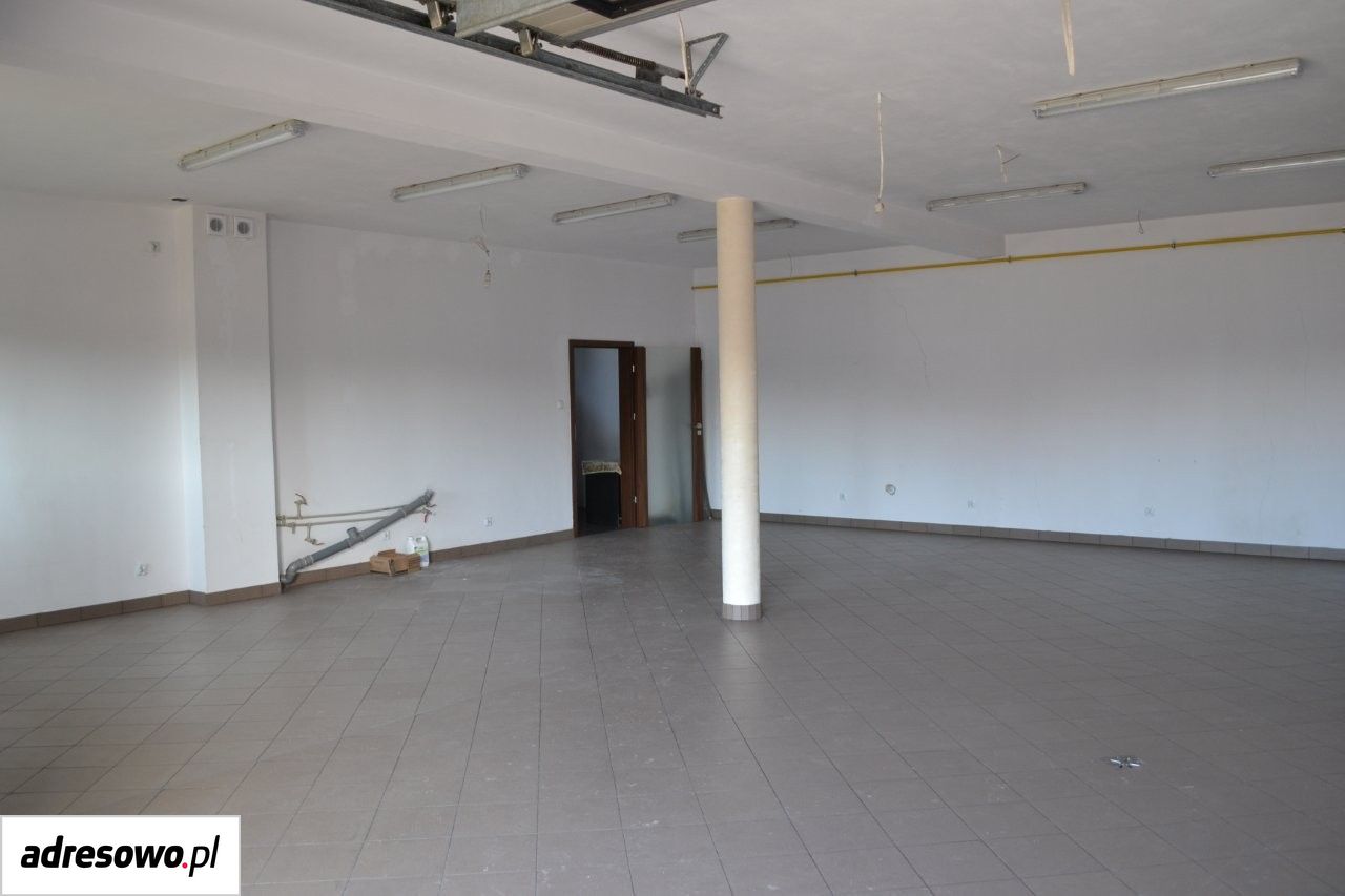 Lokal Radom Obozisko, ul. Rodziny Winczewskich. Zdjęcie 6