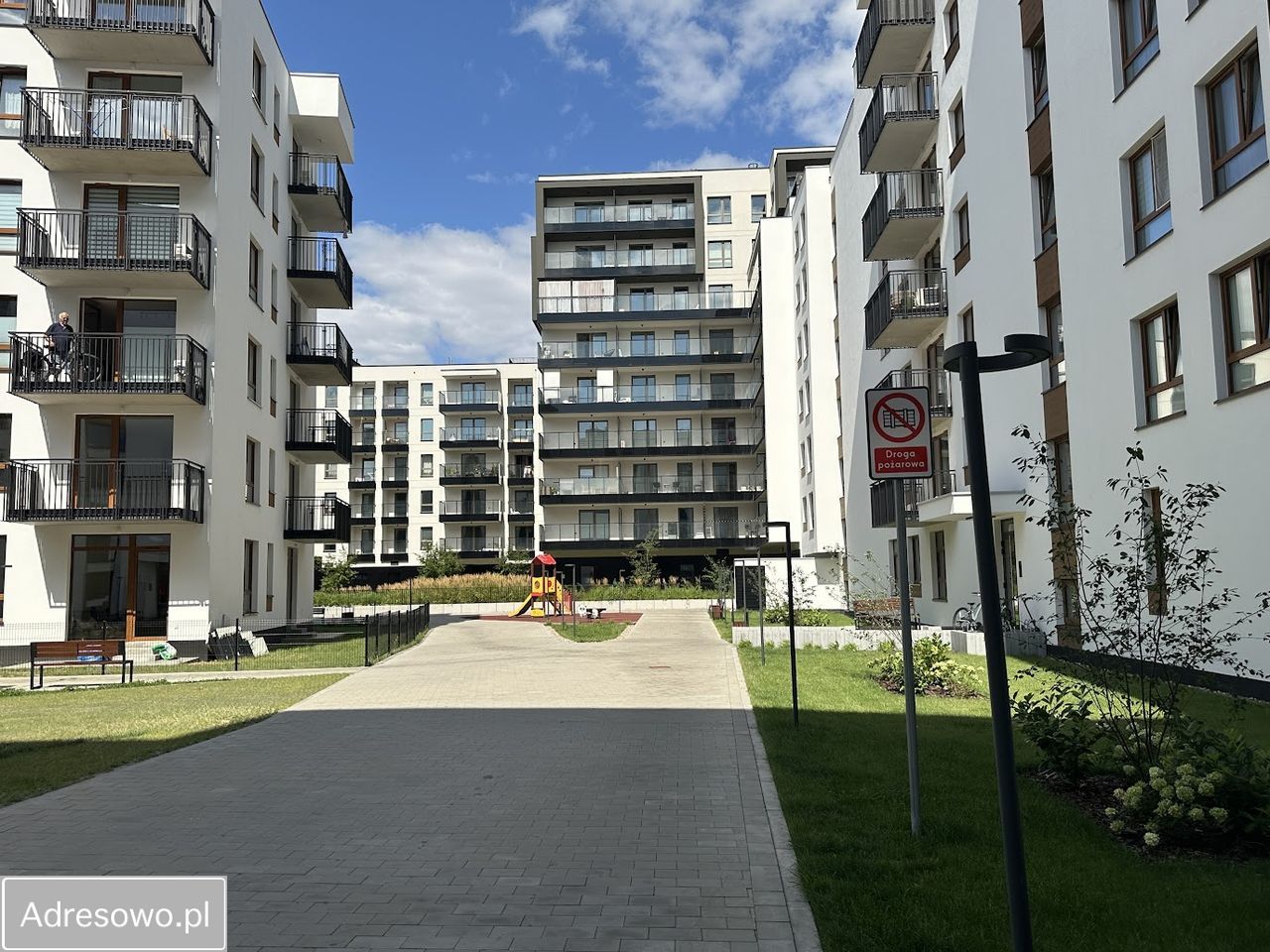 Mieszkanie 2-pokojowe Warszawa Włochy, al. Krakowska. Zdjęcie 2