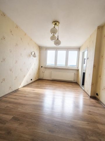 Mieszkanie 3-pokojowe Tychy, ul. Hanny i Kazimierza Wejchertów. Zdjęcie 1