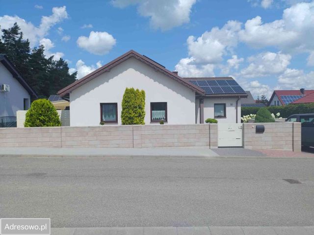 dom wolnostojący, 5 pokoi Władysławów Felicjanów, ul. Jana Pawła II. Zdjęcie 1