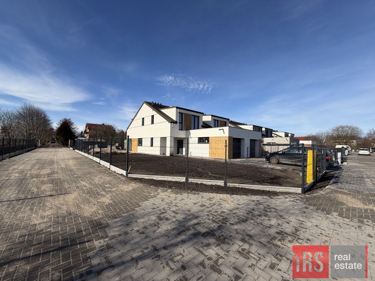 bliźniak, 6 pokoi Kołobrzeg. Zdjęcie 1