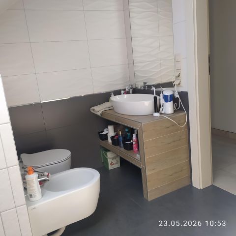 dom wolnostojący, 6 pokoi Bucze, ul. Okulicka. Zdjęcie 24