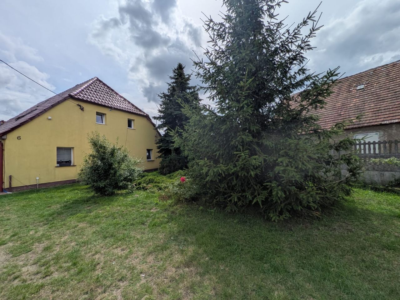 dom wolnostojący, 6 pokoi Wicina