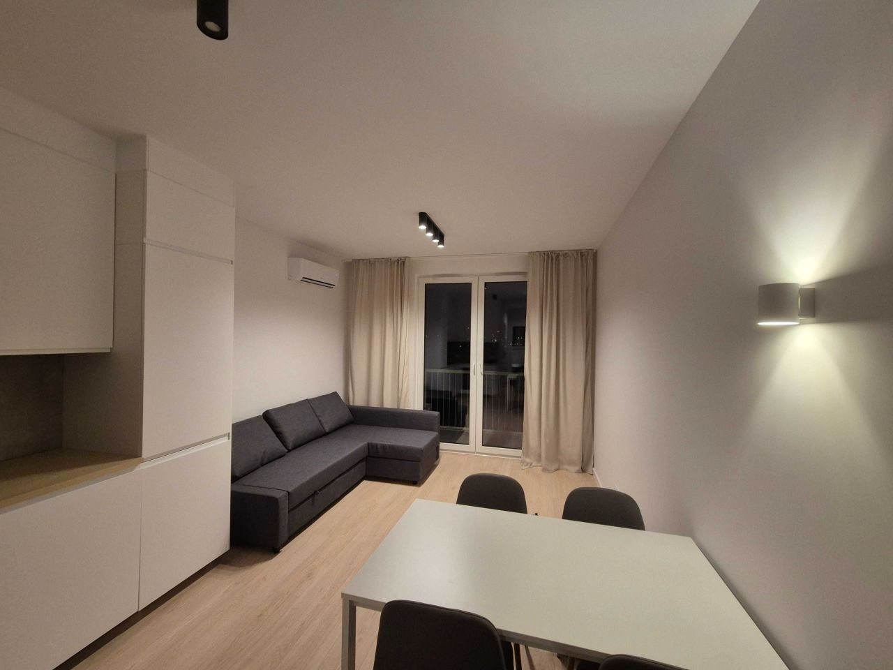 Mieszkanie 2-pokojowe Wrocław Fabryczna, ul. Białowieska. Zdjęcie 2