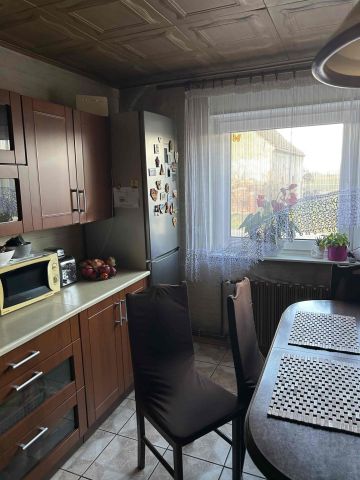 dom wolnostojący, 3 pokoje Wielotów. Zdjęcie 8