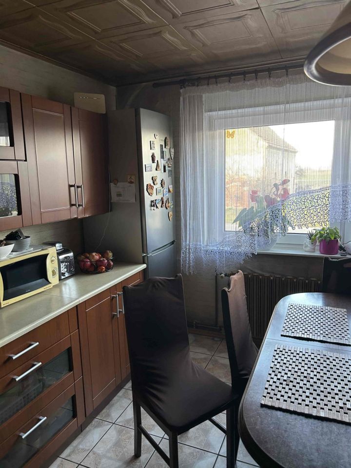 dom wolnostojący, 3 pokoje Wielotów. Zdjęcie 8