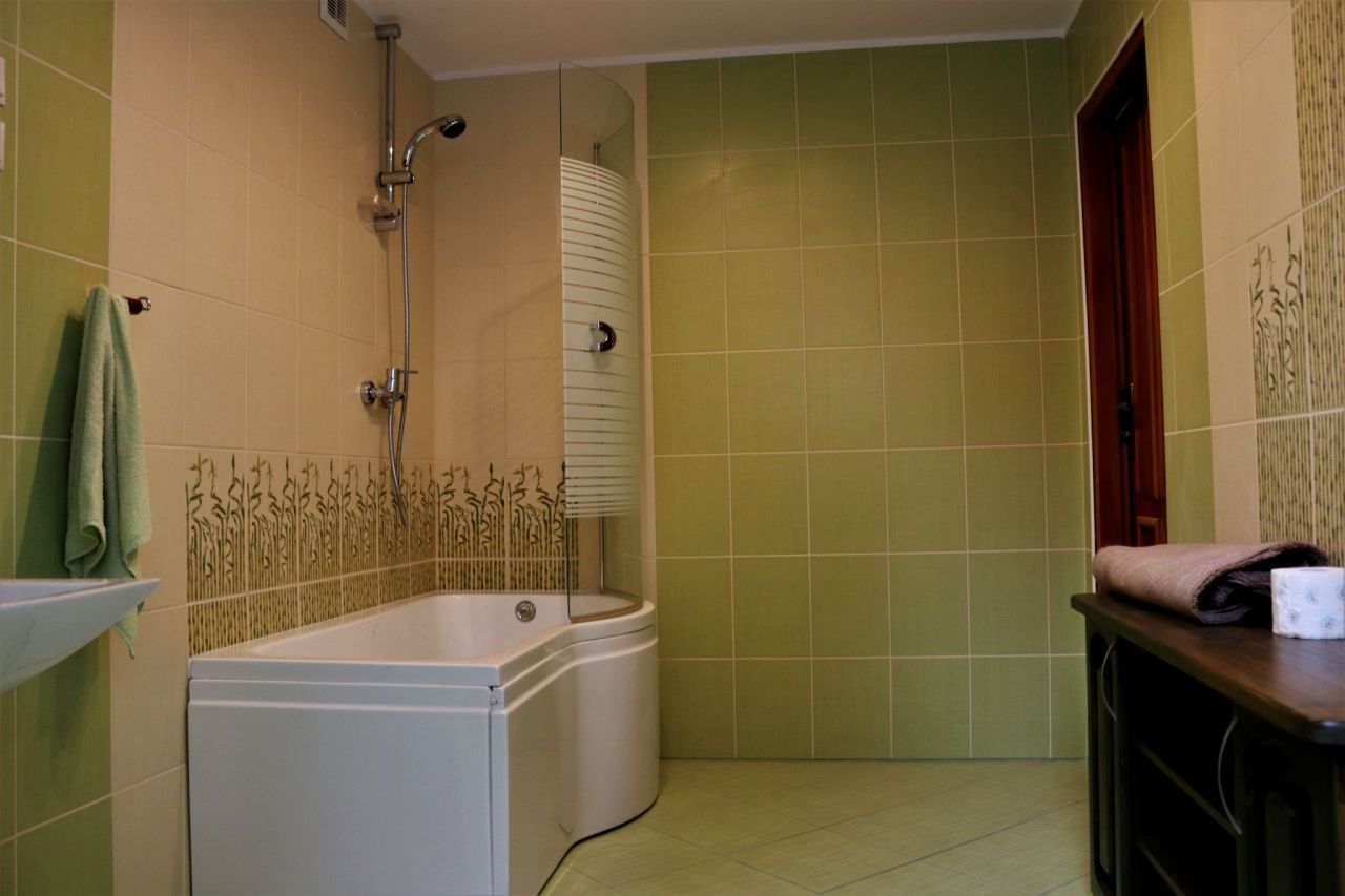 dom wolnostojący, 10 pokoi Grabowiec, ul. Obi-Wana Kenobiego. Zdjęcie 19