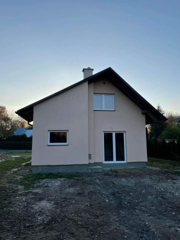 dom wolnostojący, 4 pokoje Siedleczka. Zdjęcie 1