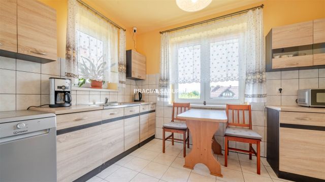 dom wolnostojący, 3 pokoje Radziszów, ul. Kolorowa. Zdjęcie 9