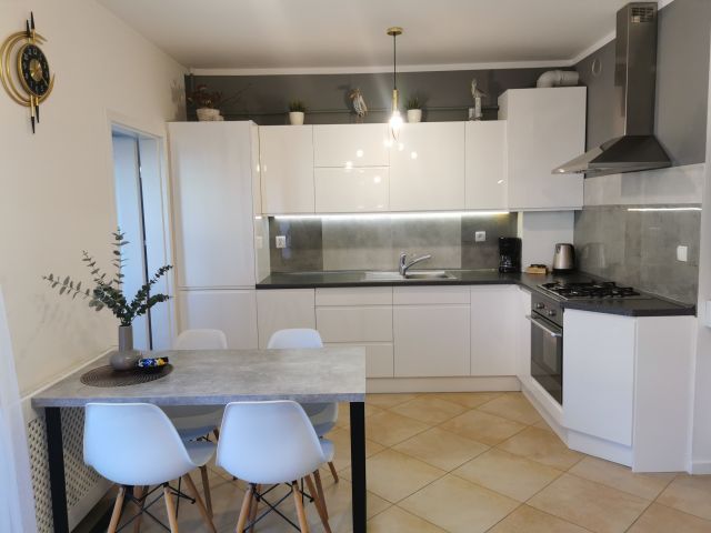 Mieszkanie 3-pokojowe Ustronie Morskie, ul. Górna. Zdjęcie 3