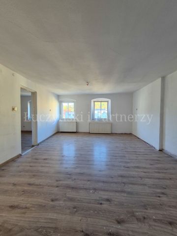 Mieszkanie 3-pokojowe Wleń. Zdjęcie 1