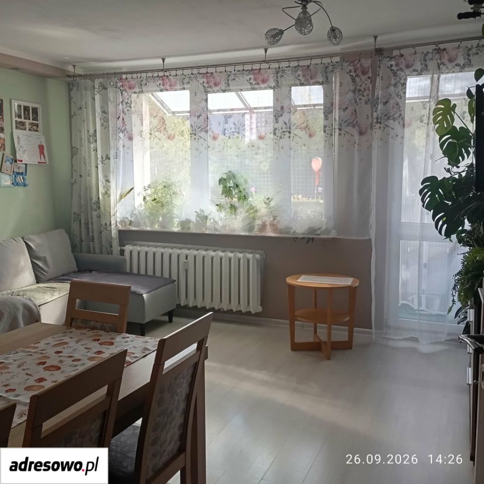 Mieszkanie 3-pokojowe Bielsko-Biała Osiedle Karpackie, ul. Pięciu Stawów. Zdjęcie 1