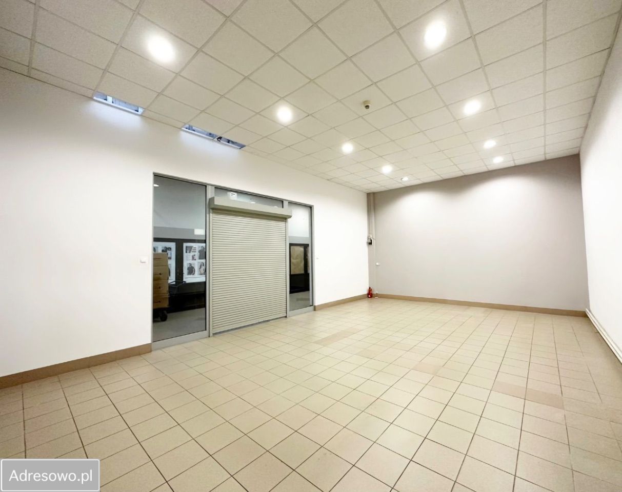 Lokal Rzeszów Nowe Miasto, al. Tadeusza Rejtana. Zdjęcie 4