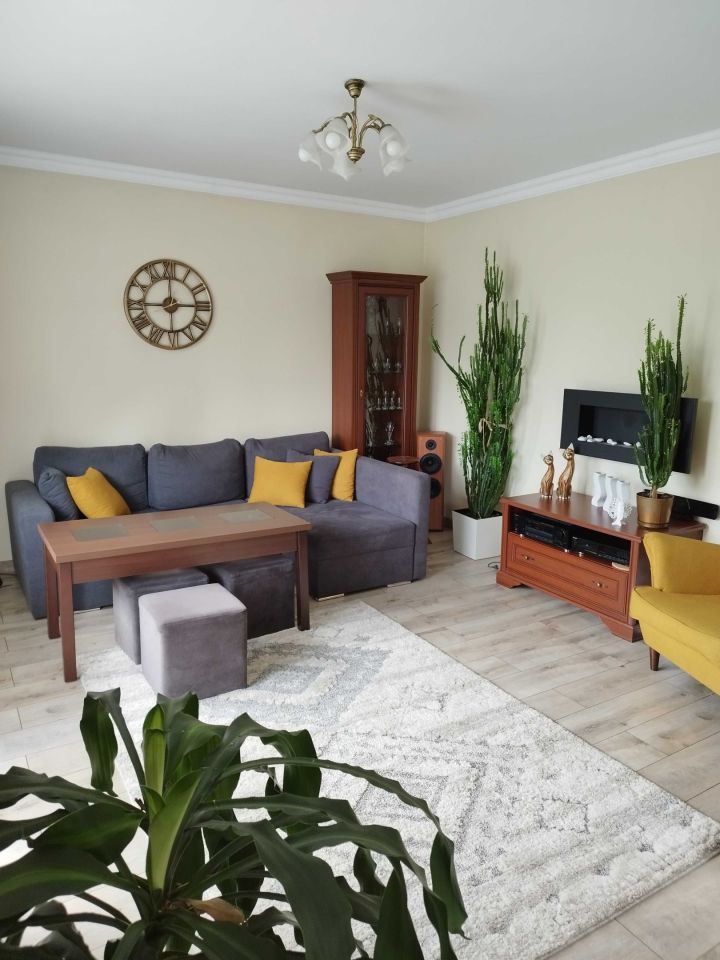 dom wolnostojący Lubycza Królewska, ul. Szkolna. Zdjęcie 4