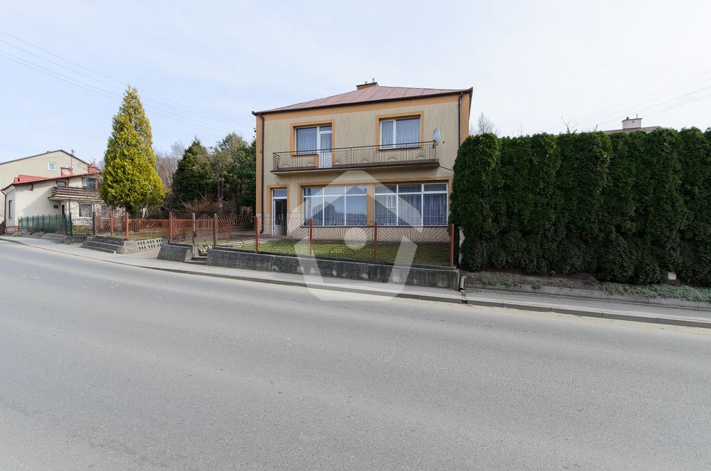 dom wolnostojący, 3 pokoje Błażowa, ul. 3 Maja. Zdjęcie 3