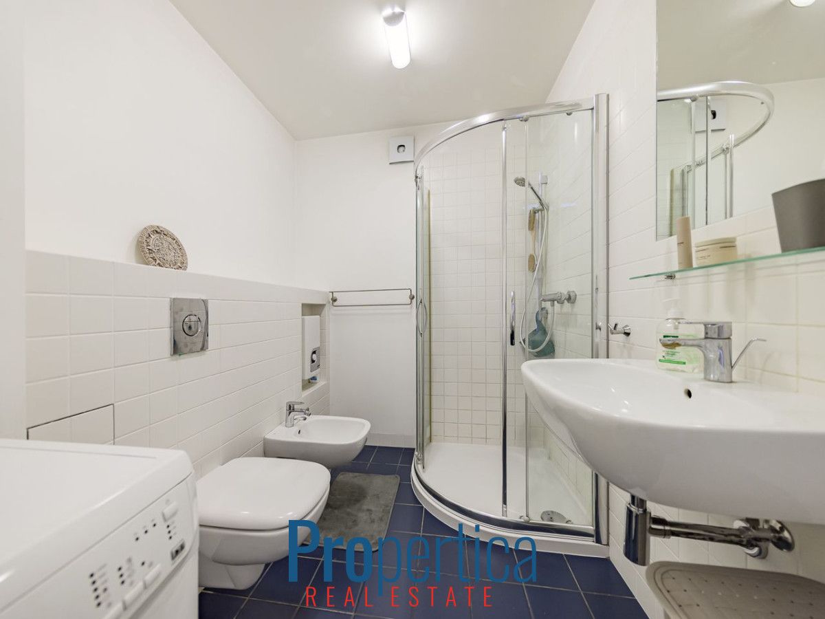 Mieszkanie 3-pokojowe Warszawa, ul. Hoża. Zdjęcie 8