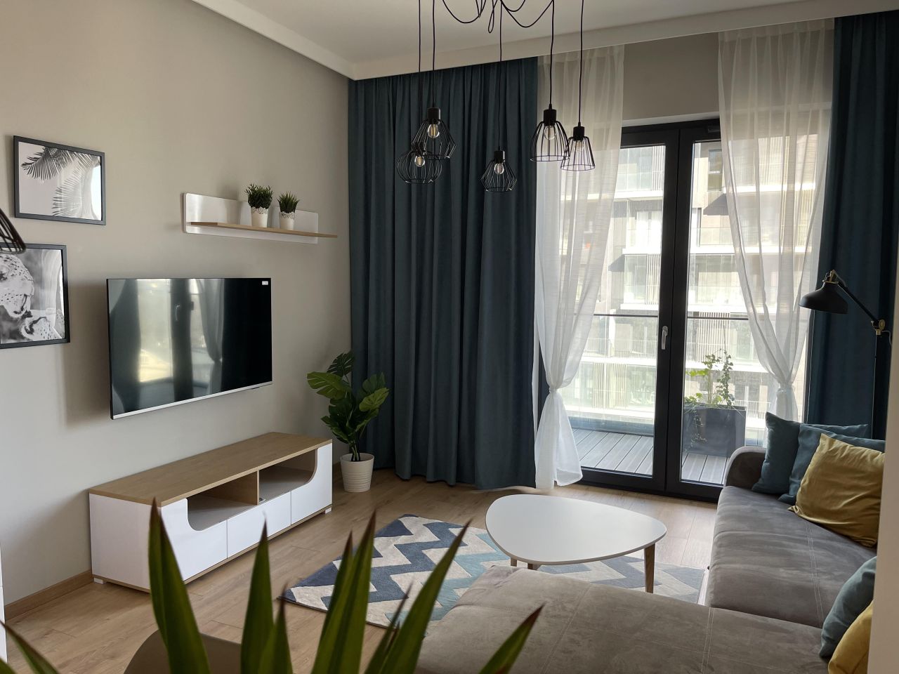 Mieszkanie 3-pokojowe Katowice Bogucice, ul. Henryka Mikołaja Góreckiego. Zdjęcie 3