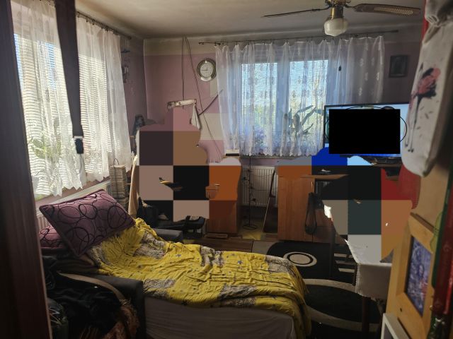 dom wolnostojący, 2 pokoje Sielec. Zdjęcie 1