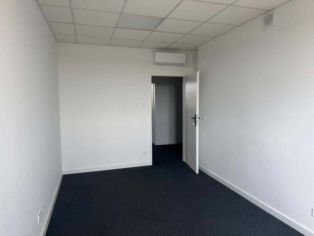 Biuro Warszawa Mokotów, ul. Czerniakowska. Zdjęcie 4