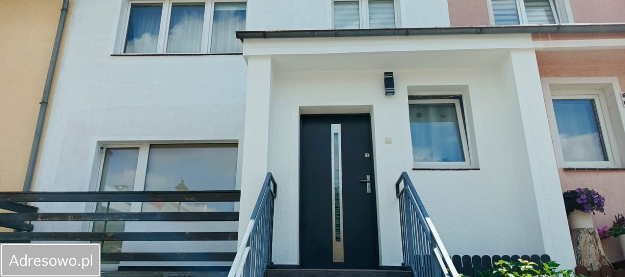 dom szeregowy, 7 pokoi Zgorzelec. Zdjęcie 2