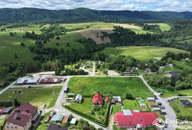 Działka inwestycyjna Lutowiska. Zdjęcie 2