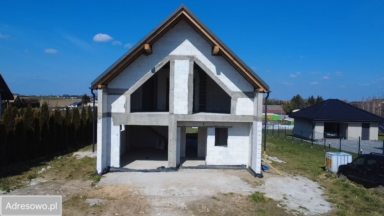 dom wolnostojący, 3 pokoje Orły, ul. Szkolna. Zdjęcie 1