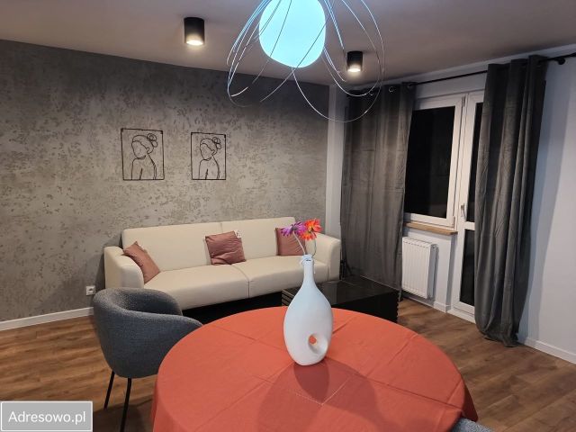 Mieszkanie 2-pokojowe Konin, ul. Władysława Broniewskiego. Zdjęcie 1