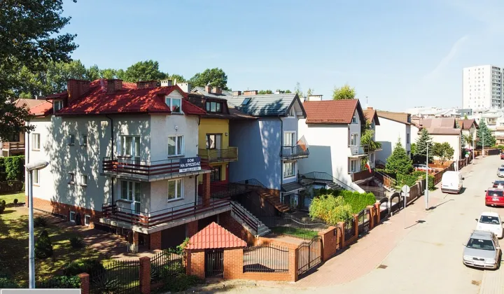 dom wolnostojący, 6 pokoi Warszawa Zacisze