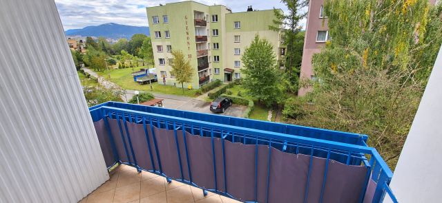 Mieszkanie 3-pokojowe Bielsko-Biała Osiedle Karpackie, ul. Giewont. Zdjęcie 4