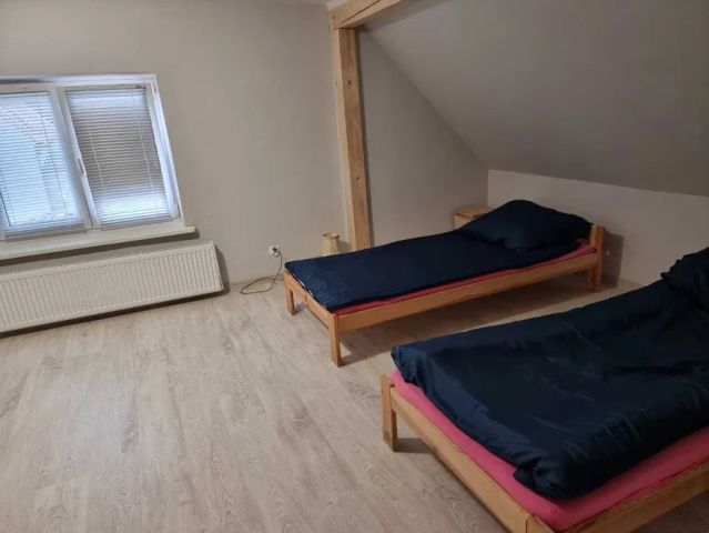 dom wolnostojący, 5 pokoi Makowice. Zdjęcie 5