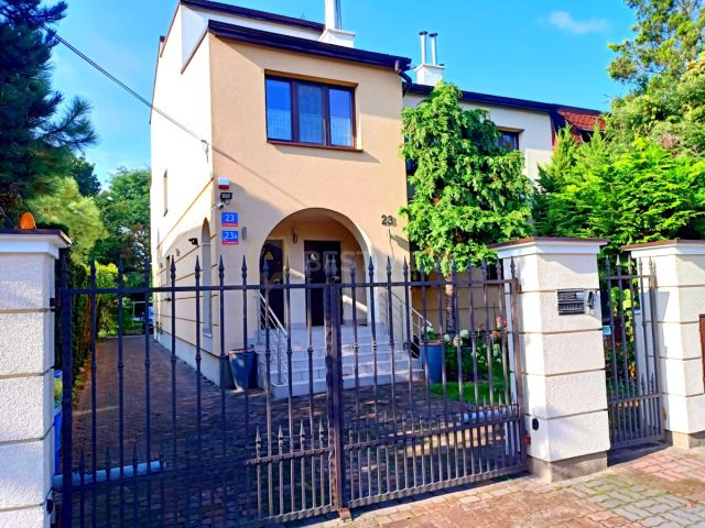 bliźniak, 11 pokoi Warszawa Wawer, ul. Kwidzyńska. Zdjęcie 2