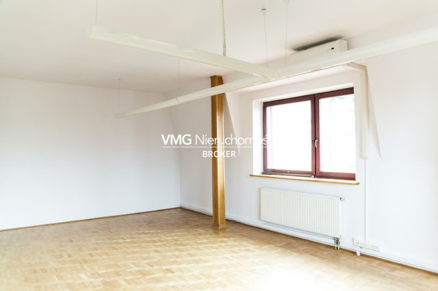 dom wolnostojący, 19 pokoi Warszawa Wawer. Zdjęcie 37