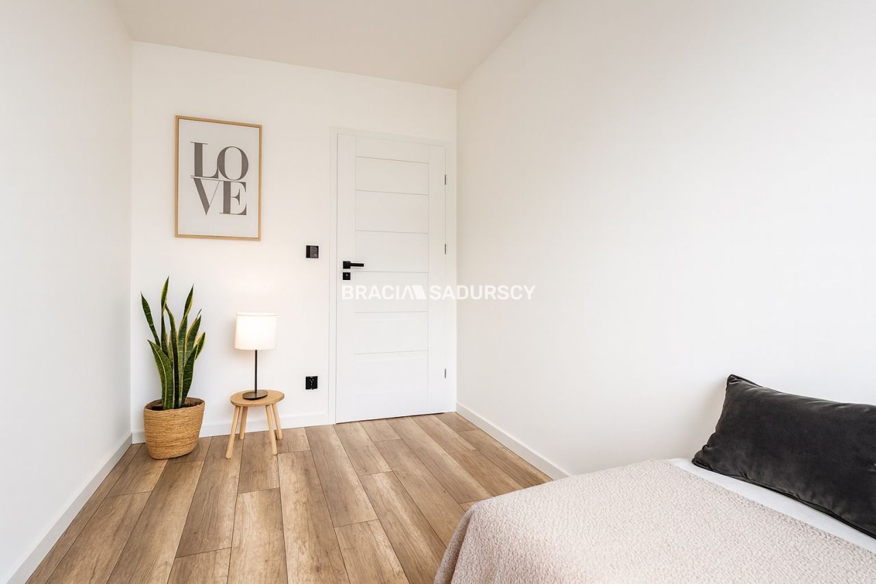 Mieszkanie 3-pokojowe Kraków, ul. Henryka i Karola Czeczów. Zdjęcie 5