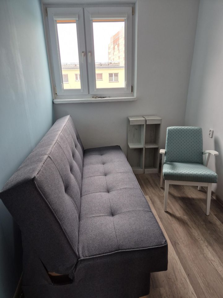 Mieszkanie 2-pokojowe Jelenia Góra Zabobrze, ul. Karola Szymanowskiego. Zdjęcie 3