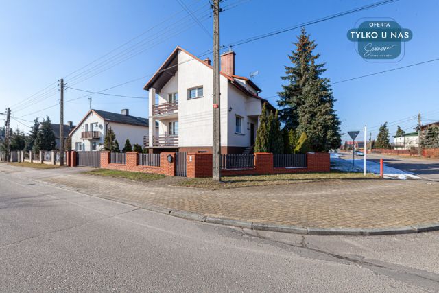 dom wolnostojący, 5 pokoi Zelów, ul. Kazimierza Wielkiego. Zdjęcie 3