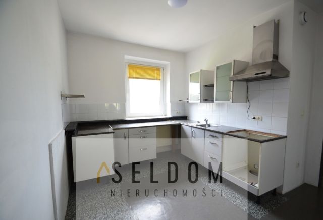 dom wolnostojący, 3 pokoje Schodnia, ul. ks. Piotra Gołąba. Zdjęcie 5