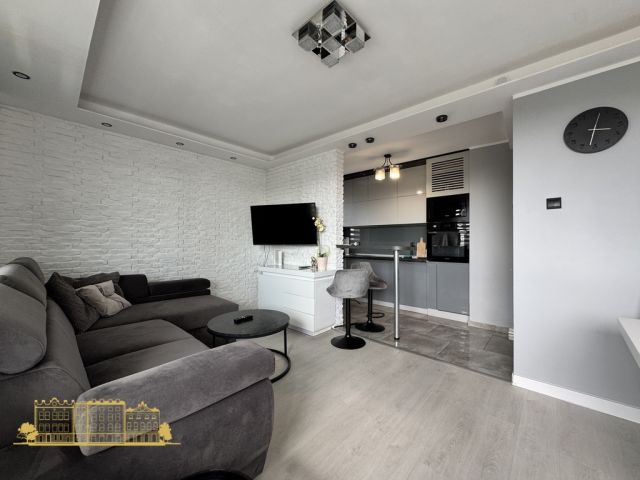 Mieszkanie 3-pokojowe Kraków, os. Kościuszkowskie. Zdjęcie 1