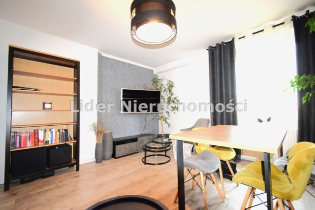 Mieszkanie 2-pokojowe Pabianice Piaski. Zdjęcie 1