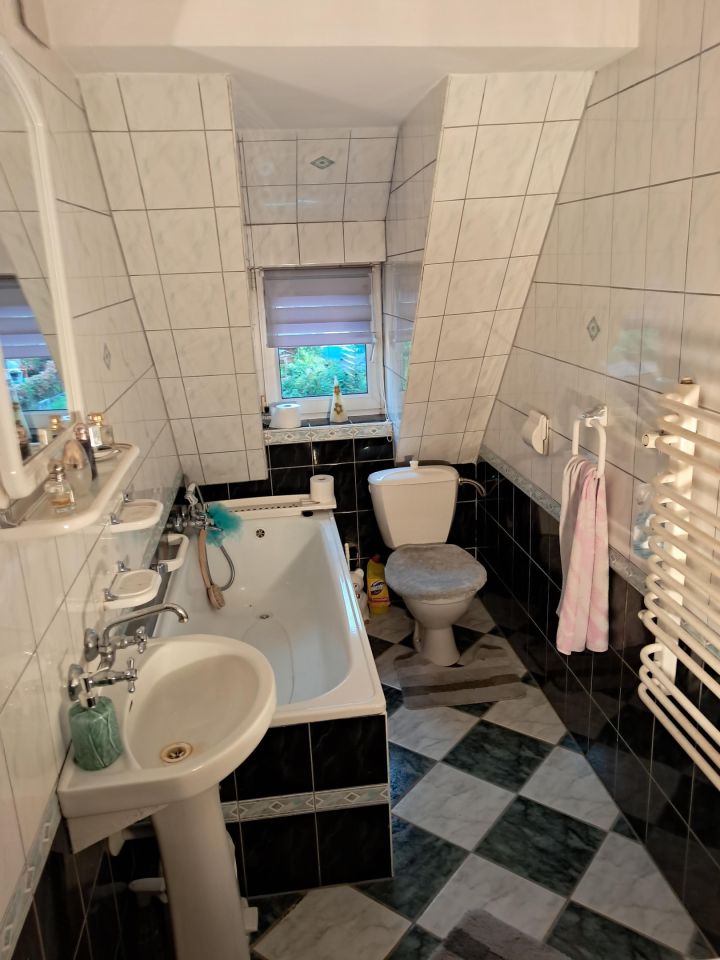 Mieszkanie 3-pokojowe Międzylesie, ul. Wojska Polskiego. Zdjęcie 3